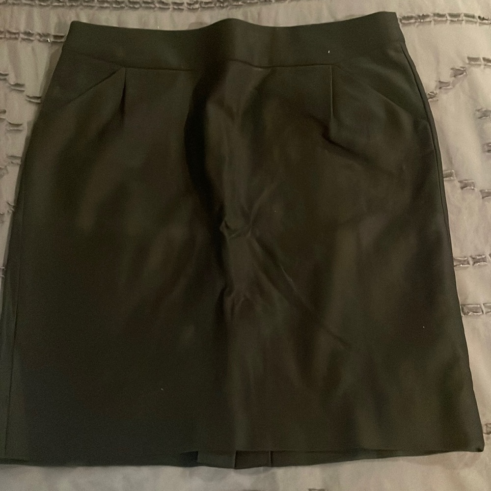 J. Crew size 14 black pencil skirt